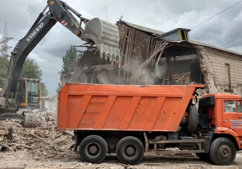 Вывоз мусора самосвалом